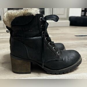 Black Steve Madden booties